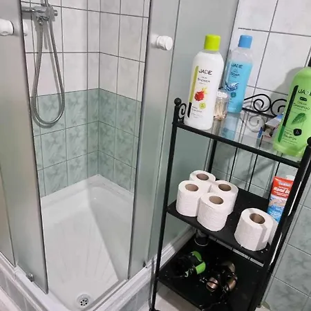 Проживание в семье A & E Будапешт
