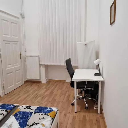 A & E Rum i privatbostad Budapest